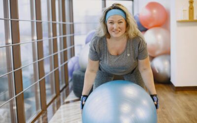 Konsultacje Treningowe dla Osób Otyłych praca z FIZJOTERAPEUTĄ I TRENEREM PERSONALNYM – Twój Bezpieczny Start do Zmiany.